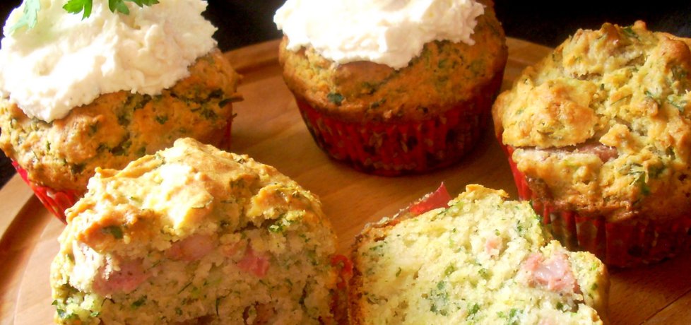 Muffinki z białą kiełbasą (autor: smacznapyza)