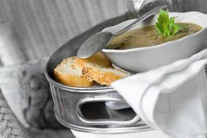 Podstawowa zupa kasztanowa