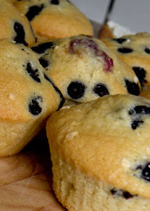 Muffiny z jezynami i jagodami dla alergika bez miksera ...