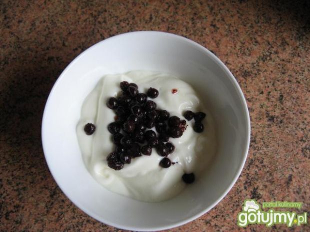 Przepis  jogurt z jagodami przepis