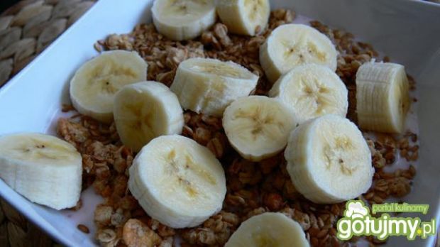 Przepis  granola z bananem przepis