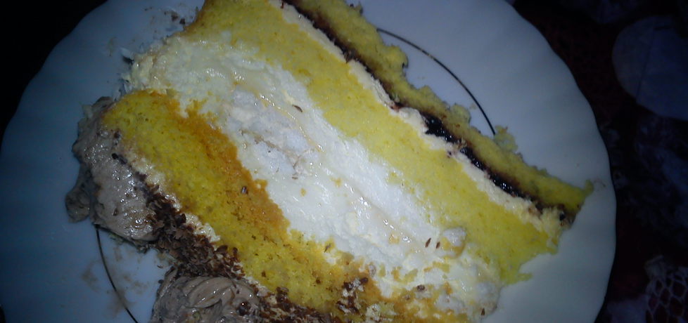 Pyszny tort z ajerkoniakiem (autor: emiliozo)