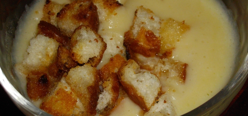 Zupa krem z selera  z grzankami (autor: habibi)