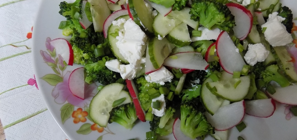 Sałatka z brokułem i fetą (autor: monikaw)