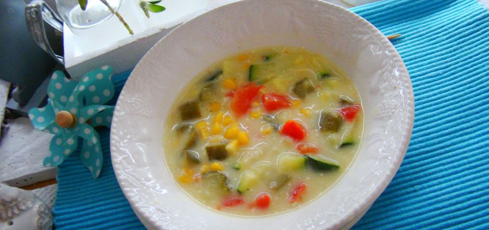 Kolorowa zupa z cukinią i kukurydzą (autor: iwa643 ...