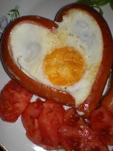 Serce z parówki i jajka