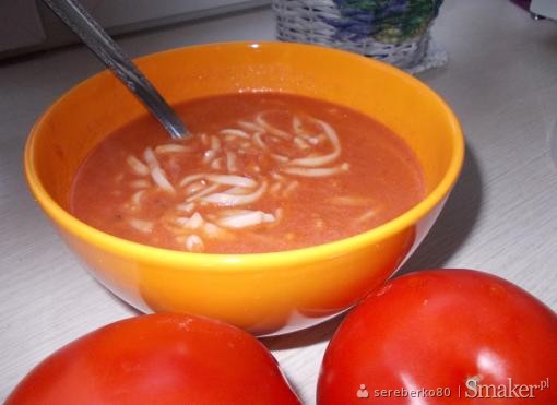 Zupa krem z pomidorów z imbirem i pesto