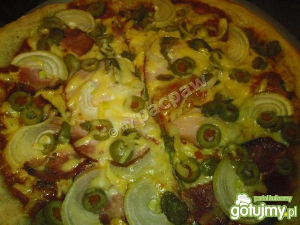 Przepis  pizza na zakwasie oliwkowo-kaparowa przepis