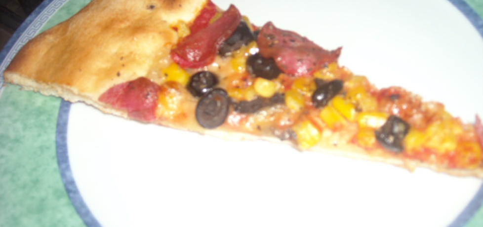 Pizza czarna oliwka (autor: elka2)