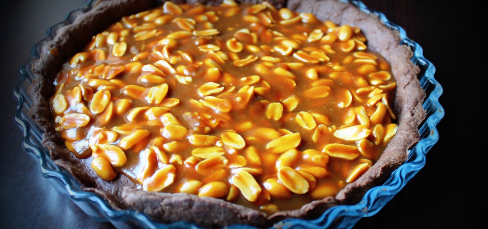 Czekoladowa tarta z orzeszkami w karmelu (autor: pyszota ...