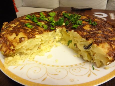 Przepis  tortilla z ziemniakami, szpinakiem i fetą przepis