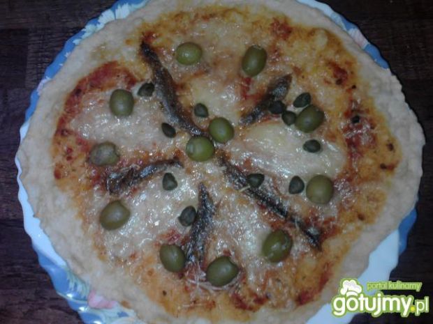 Przepis  pizza z anchois przepis
