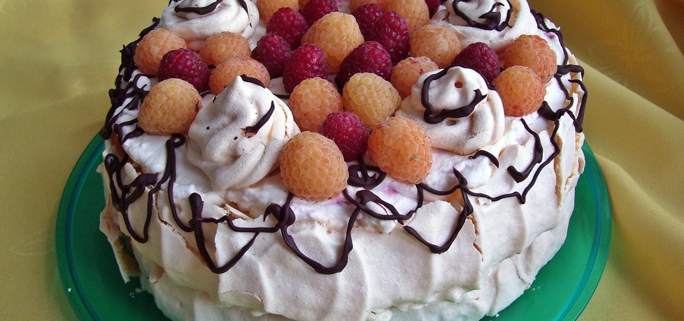 Moje smaki tort bezowy z malinami (autor: mniam ...