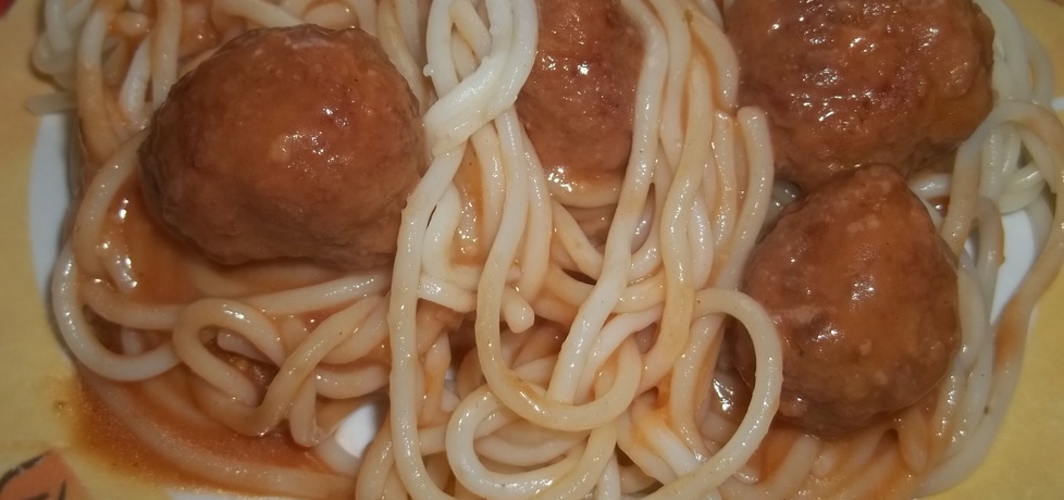 Spaghetti z klopsikami (autor: gosia1988)