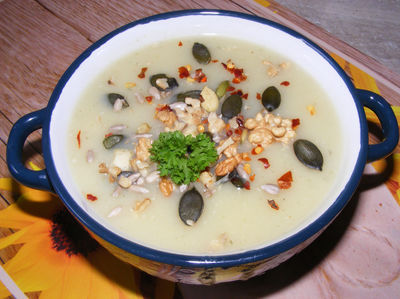 Zupa krem z białych warzyw z topinamburem