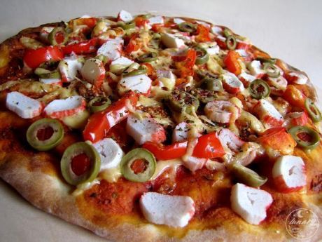 Pomysł na: pizza z surimi. gotujmy.pl
