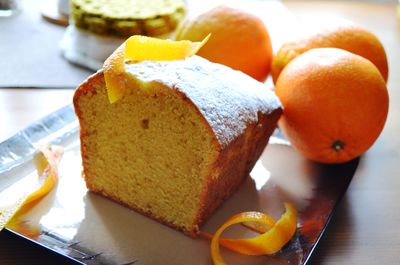 Pomarańczowe ciasto babkowe