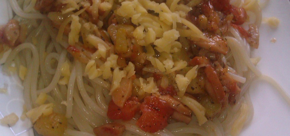 Spaghetti z cukinią i pomidorami (autor: ppaulina)