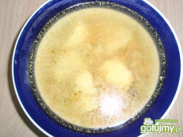 Jak przygotować zupa ogórkowa? gotujmy.pl