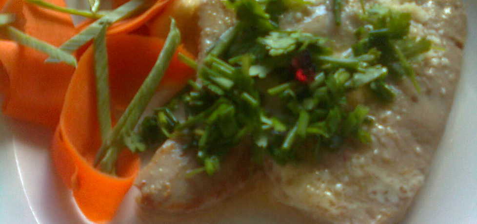 Stek z tuńczyka pod zieleniną (autor: adelajda)