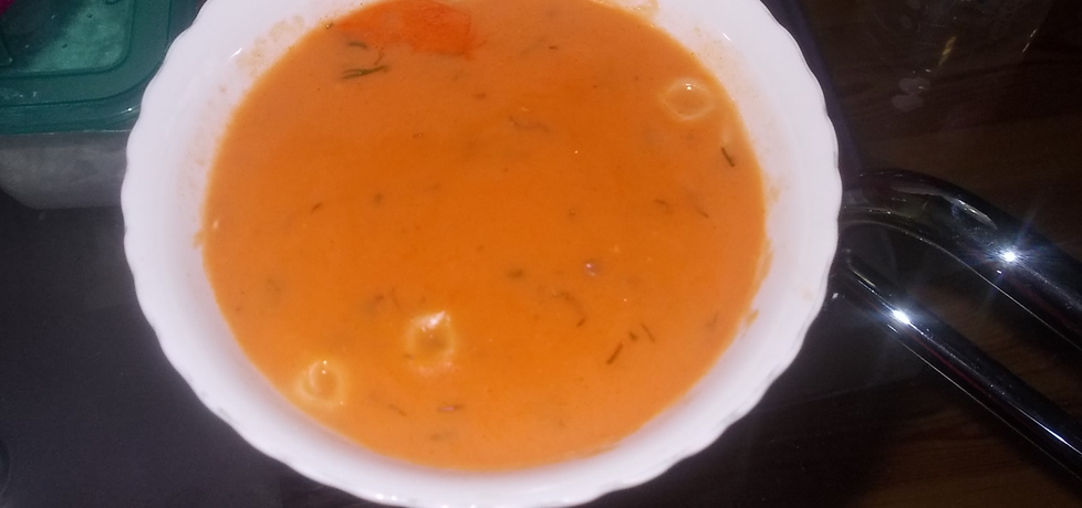 Kremowa pomidorowa z mini muszelkami (autor: ewelinapac ...