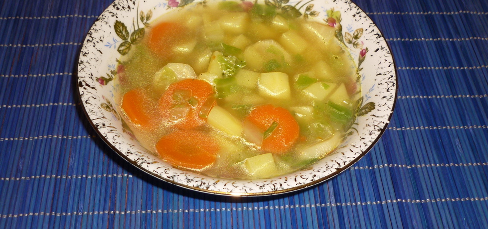 Zupa kapuściana z warzywami (autor: wafelek2601 ...