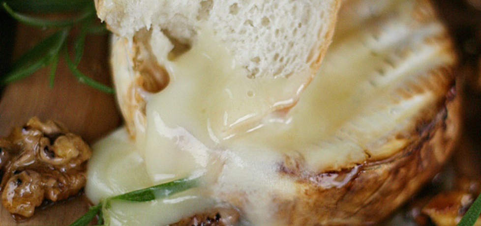 Pieczony camembert z rozmarynem i miodem (autor: kuchnia
