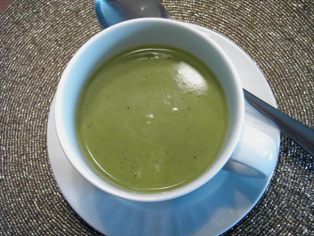 Przepis  zupa z zielonego groszku, mrozonego przepis
