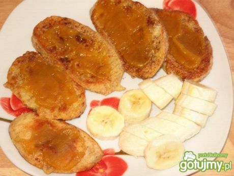 Przepis  słodkie tosty z dżemem i bananem przepis