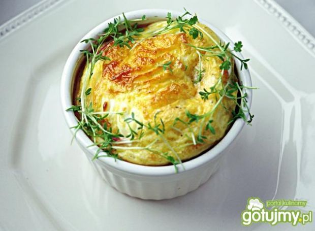 Przepisy kulinarne: jajka zapiekane w kokilkach :gotujmy.pl