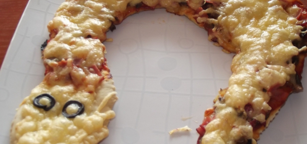 Pizza dla dzieci w kształcie węża (autor: martafwkuchni ...