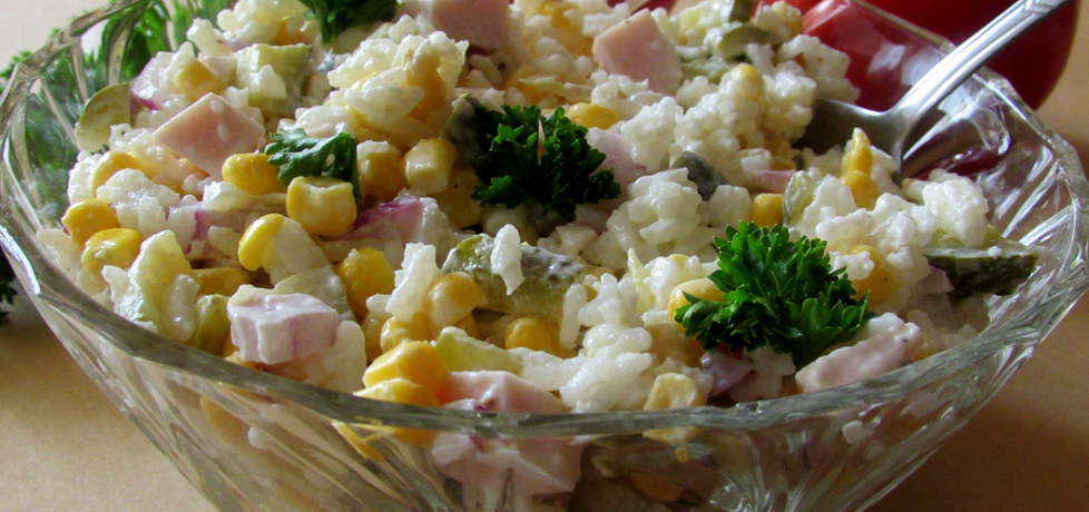 Sałatka ryżowa z szynką (autor: julkatomeczek)