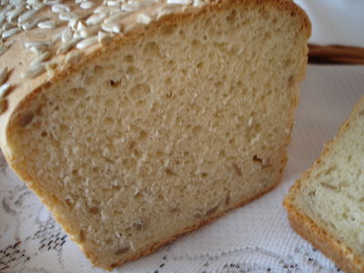 Chleb mieszany z miodem