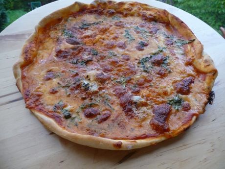 Przepis  pizza z serami i rukolą przepis