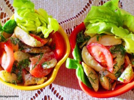 Przepis  sałatka z ziemniaków i pomidorów przepis