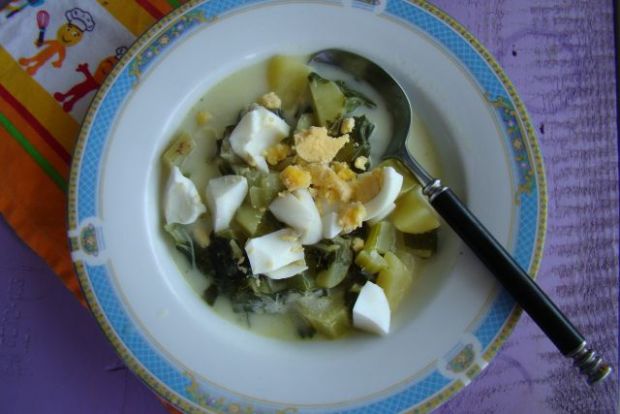 Przepis  oszczędna zupa z kalafiora z jajkiem przepis