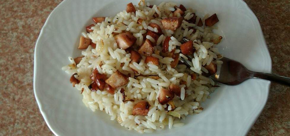 Ryż z parówkami na ostro (autor: konczi)