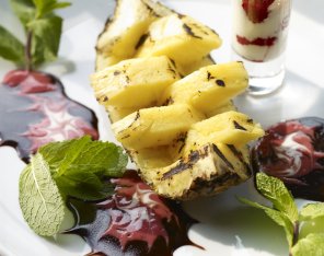 Ananas z grilla  prosty przepis i składniki