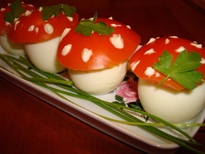 Faszerowane jajka muchomory