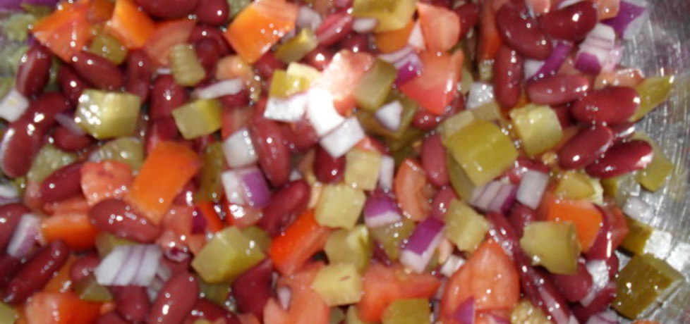 Sałatka z pomidorów, fasoli i ogórków (autor: izabelabella81 ...