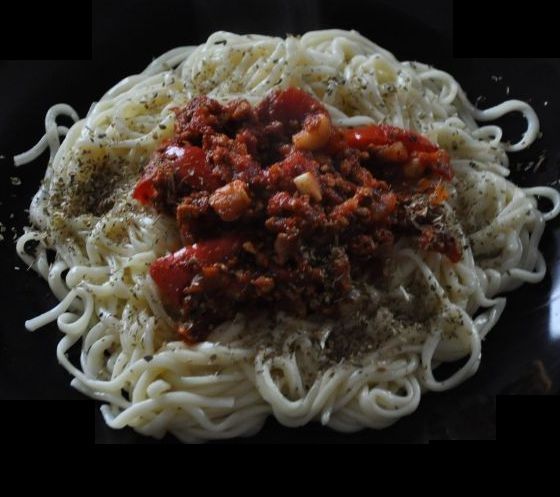Przepis  spaghetti z papryką i winem przepis