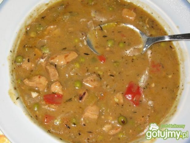 Przepis  zupa gulaszowa z zielonym groszkiem przepis