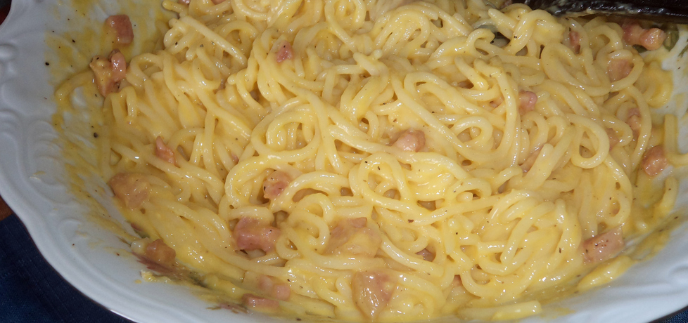 Spaghetti alla carbonara (autor: adagaba)