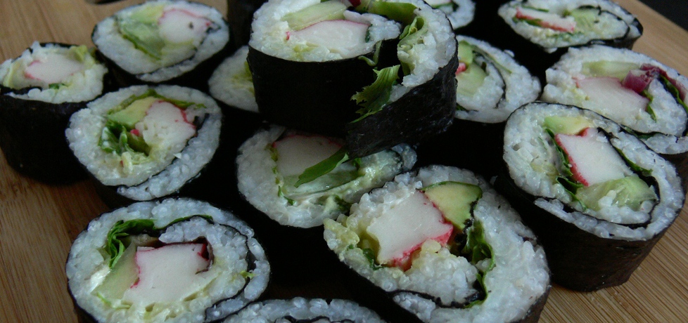 Sushi z surimi, ogórkiem i łososiem (autor: bernadettap ...