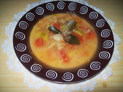 Zupa z cukinią i pomidorami