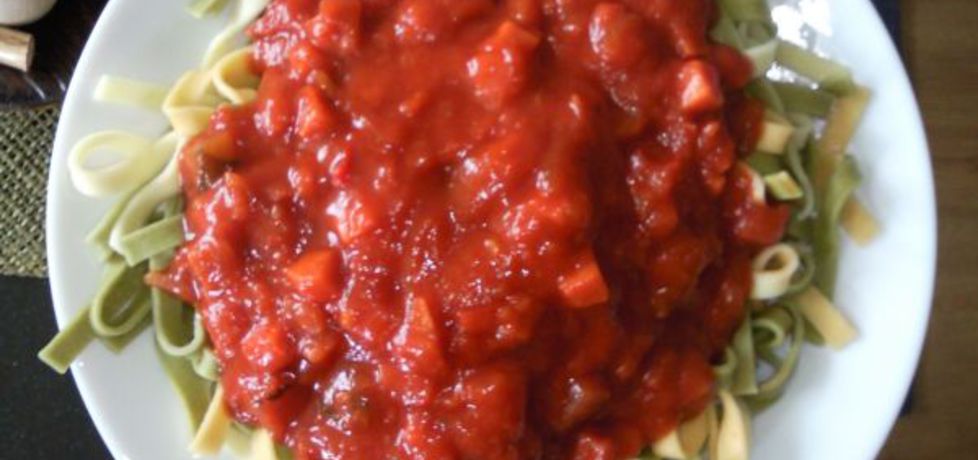 Tagiatelle z sosem pomidorowym i warzywami (autor: goska ...