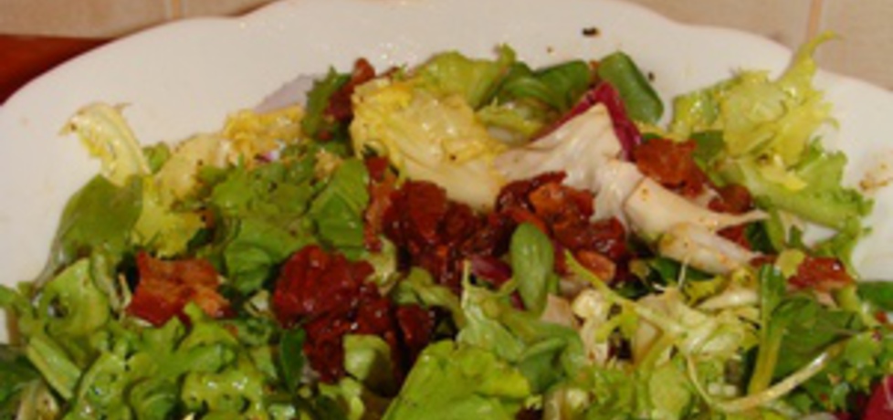Salatka z boczkiem i suszonymi pomidorami (autor: paulina2157 ...