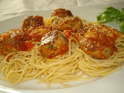 Spaghetti z mięsnymi pulpecikami