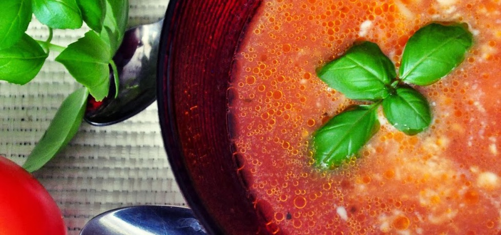 Zupa pomidorowa jak u mamy (autor: wiktoria29)