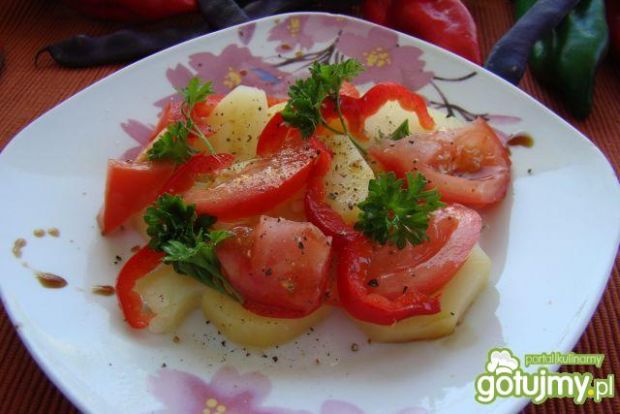 Przepis  przystawka z ziemniaków i pomidorów przepis
